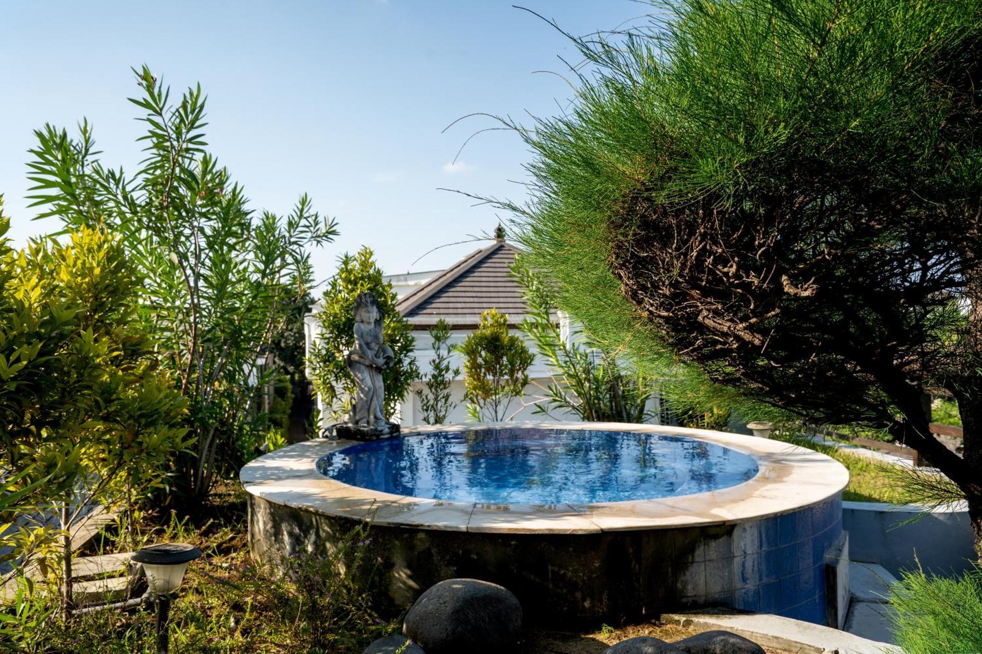Villa Nara - Your Unique & Private Villa In Seminyak Petitenget Bagian luar foto